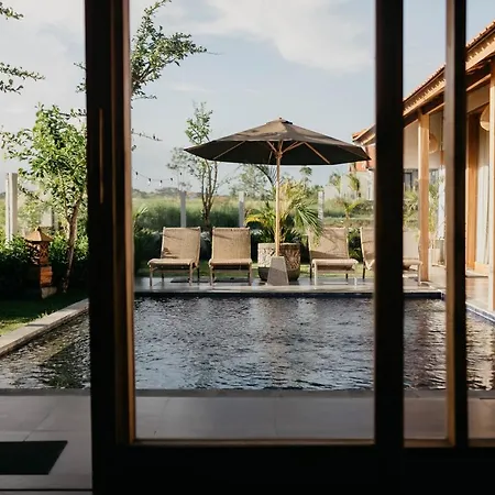 Ramelia Villa, 3Br Beautiful Villa In Seseh With Pool And Sunset View